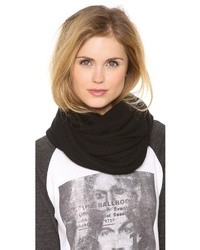 Женский черный шарф от Bop Basics