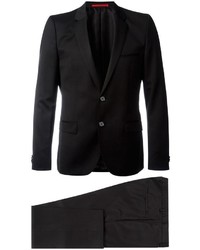 Черный шерстяной костюм от Hugo Boss