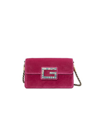Ярко-розовая бархатная сумка через плечо от Gucci