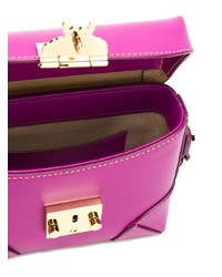 Ярко-розовая кожаная поясная сумка от MCM