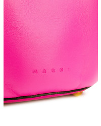 Ярко-розовая кожаная сумка-мешок от Marni