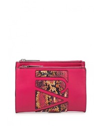 Ярко-розовая кожаная сумка через плечо от Versace Jeans