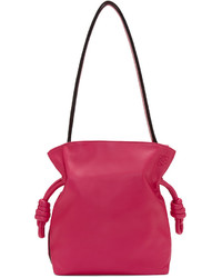 Женская ярко-розовая кожаная сумка от Loewe