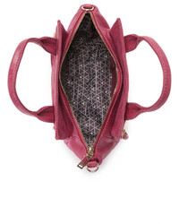 Женская ярко-розовая кожаная сумка от Botkier