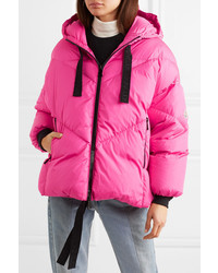 Женская ярко-розовая куртка-пуховик от Moncler Genius