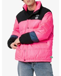 Мужская ярко-розовая куртка-пуховик от Off-White