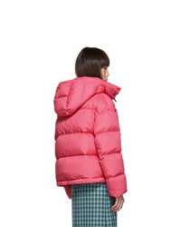 Женская ярко-розовая куртка-пуховик от Moncler