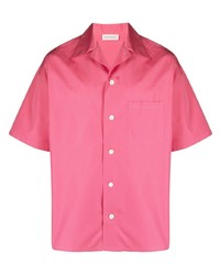 Мужская ярко-розовая рубашка с коротким рукавом с принтом от Alexander McQueen