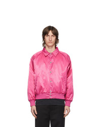 Ярко-розовая университетская куртка