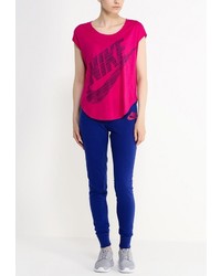 Женская ярко-розовая футболка с круглым вырезом от Nike