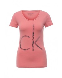 Женская ярко-розовая футболка от Calvin Klein Jeans