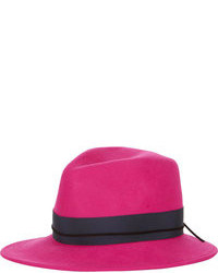 Ярко-розовая шляпа