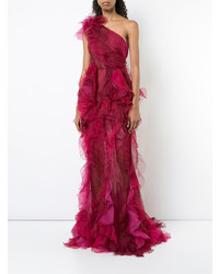 Ярко-розовое вечернее платье с рюшами от Marchesa