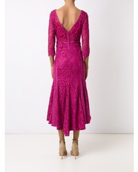 Ярко-розовое кружевное вечернее платье от Martha Medeiros