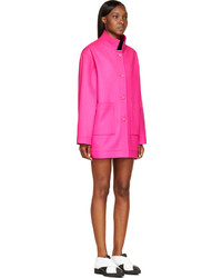 Женское ярко-розовое пальто от Christopher Kane
