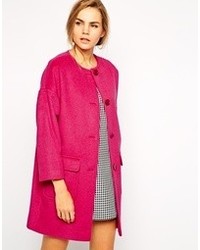 Женское ярко-розовое пальто от Helene Berman