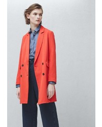 Женское ярко-розовое пальто от Mango