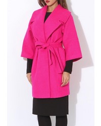 Женское ярко-розовое пальто от Tutto Bene