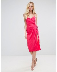 Ярко-розовое платье-комбинация от Asos