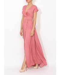 Ярко-розовое платье-макси от Tutto Bene