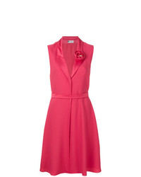 Ярко-розовое платье с пышной юбкой от Lanvin