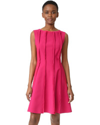 Ярко-розовое платье от Jason Wu