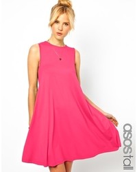 Ярко-розовое свободное платье
