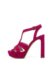Ярко-розовые босоножки на каблуке от Mango