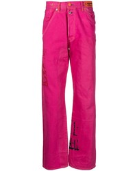 Ярко-розовые джинсы с принтом