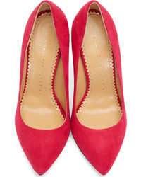 Ярко-розовые замшевые туфли от Charlotte Olympia