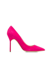 Ярко-розовые замшевые туфли от Manolo Blahnik