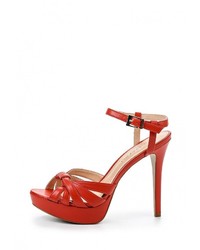 Ярко-розовые кожаные босоножки на каблуке от Cristofoli