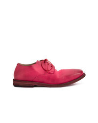 Ярко-розовые кожаные туфли дерби