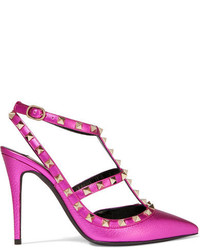 Ярко-розовые кожаные туфли с украшением