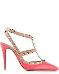Ярко-розовые кожаные туфли с шипами от Valentino Garavani