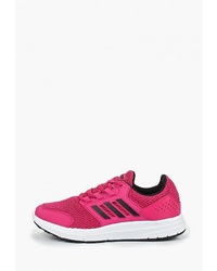 Женские ярко-розовые кроссовки от adidas