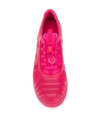 Мужские ярко-розовые низкие кеды от Camper