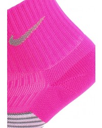 Женские ярко-розовые носки от Nike