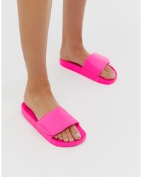 Ярко-розовые резиновые сандалии на плоской подошве от ASOS DESIGN