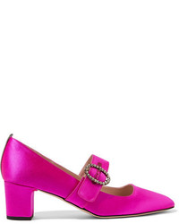 Ярко-розовые сатиновые туфли с украшением от Sarah Jessica Parker