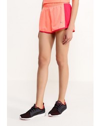 Женские ярко-розовые шорты от Puma