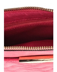 Ярко-розовый кожаный клатч от Dorothy Perkins