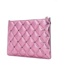 Ярко-розовый кожаный стеганый клатч от Valentino