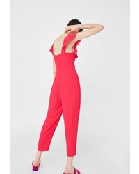 Ярко-розовый комбинезон от Mango