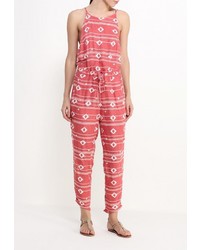 Ярко-розовый комбинезон от Roxy