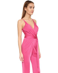 Ярко-розовый комбинезон от Issa