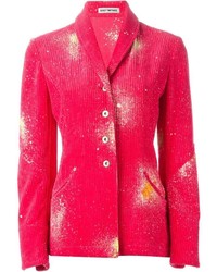 Женский ярко-розовый пиджак от Issey Miyake