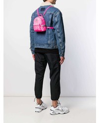 Мужской ярко-розовый рюкзак от MCM