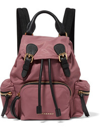 Женский ярко-розовый рюкзак от Burberry
