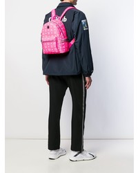 Мужской ярко-розовый рюкзак от MCM